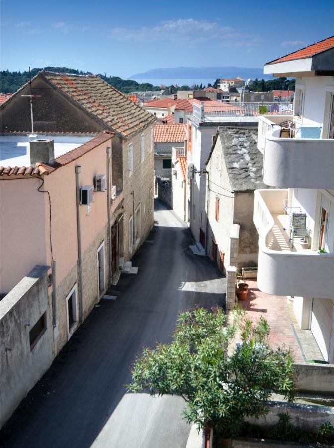 Two-Bedroom Apartment In The Centre Makarska Exterior photo